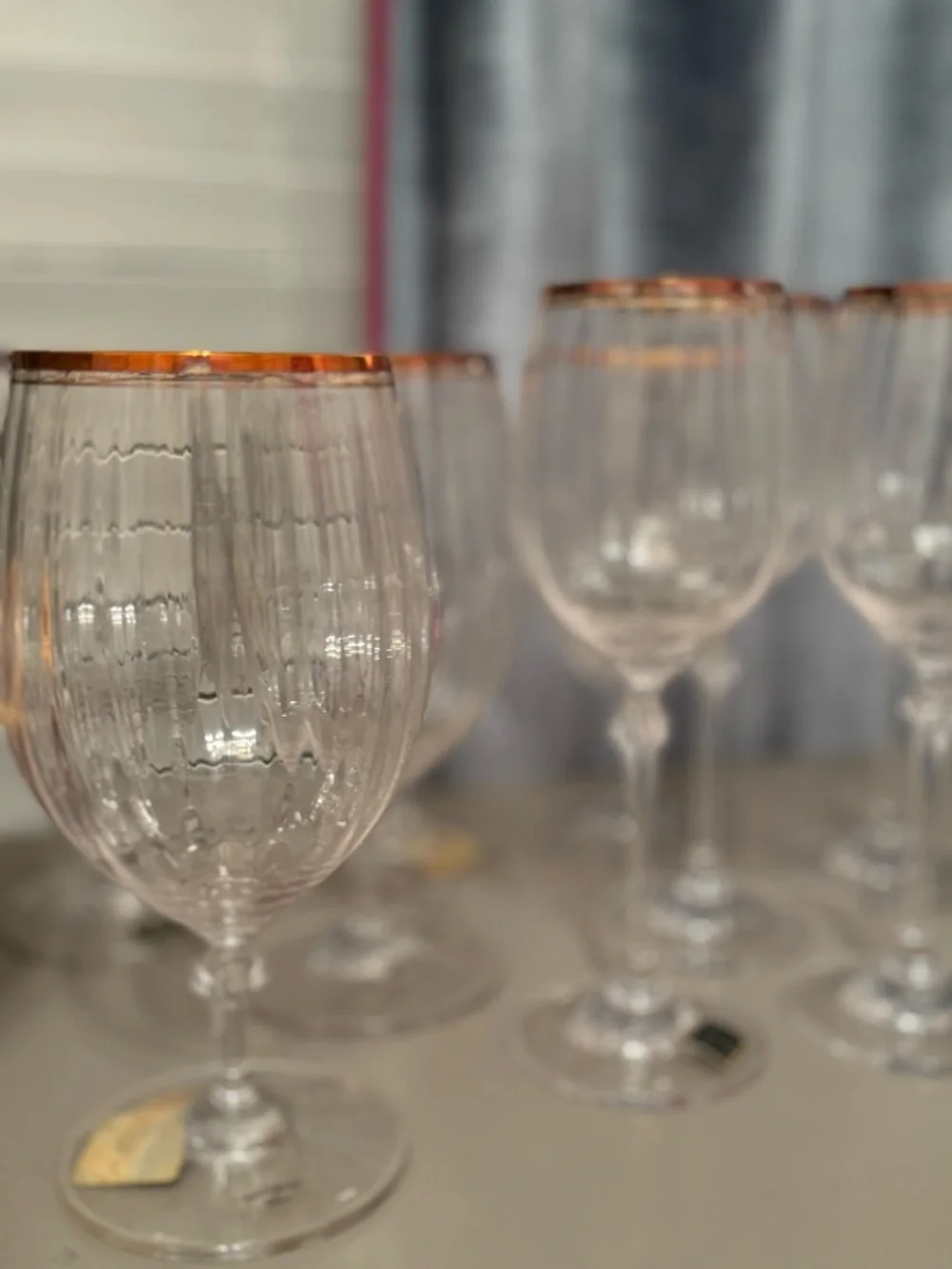 Set of 4/ Heiress Gold~  by ONEIDA /  Iced Tea | feature a ribbed  gold rim.